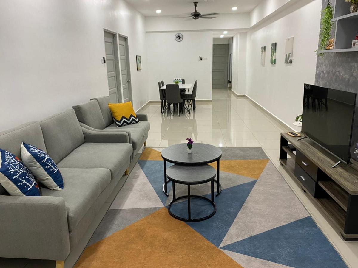 休闲民宿 Leisure Homestay @The Venus Sitiawan Kampong Lumut Kiri Exterior photo